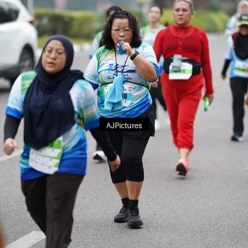 Runner Photo 7341119