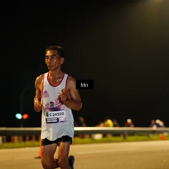Runner Photo 7341120