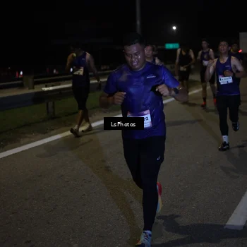 Runner Photo 7341126
