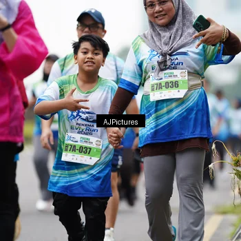 Runner Photo 7341128