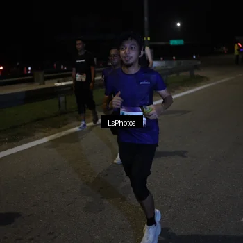 Runner Photo 7341142