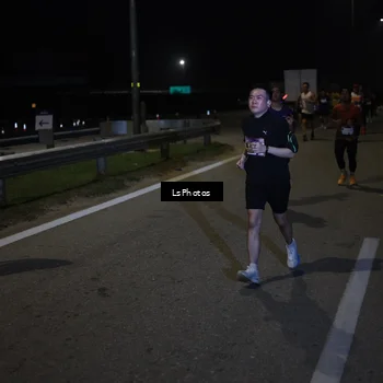 Runner Photo 7341152