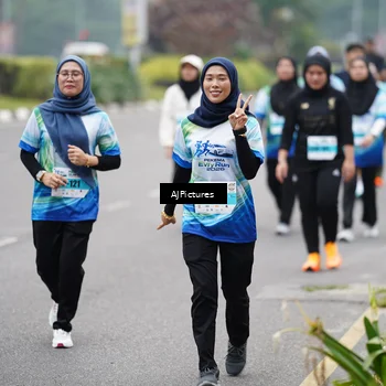 Runner Photo 7341153