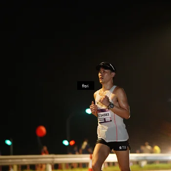 Runner Photo 7341159