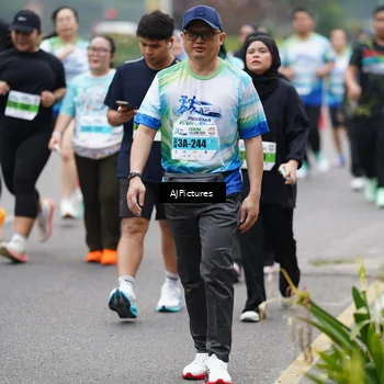 Runner Photo 7341178