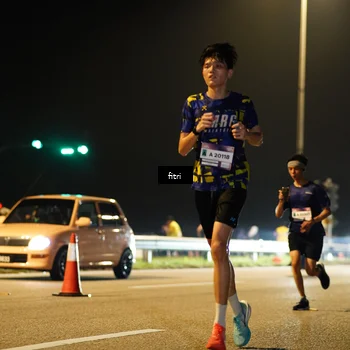 Runner Photo 7341183