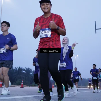Runner Photo 7341187