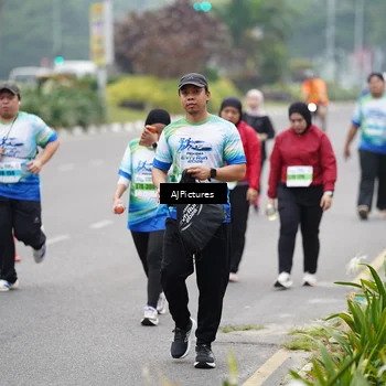 Runner Photo 7341204