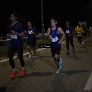 Runner Photo 7341234