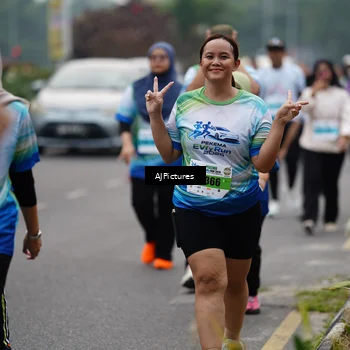 Runner Photo 7341238