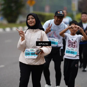 Runner Photo 7341254