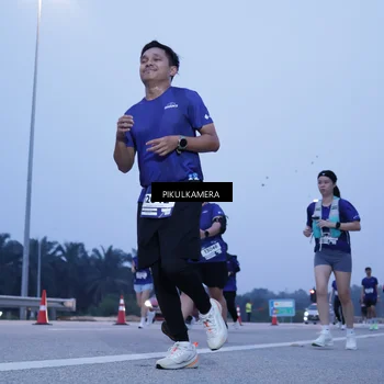 Runner Photo 7341273