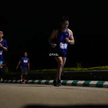 Runner Photo 7341277