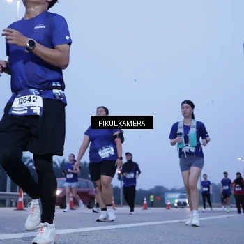 Runner Photo 7341318