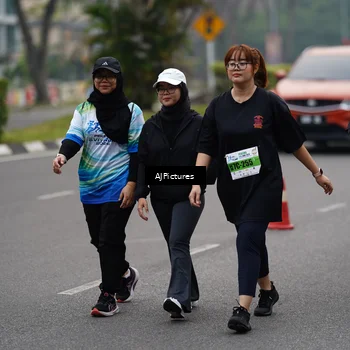 Runner Photo 7341324