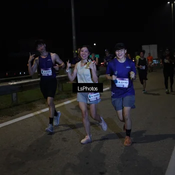 Runner Photo 7341356