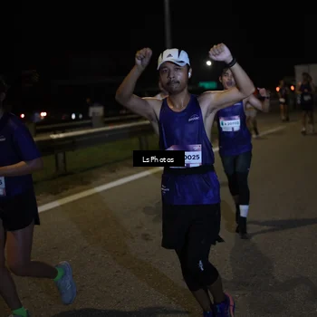 Runner Photo 7341392