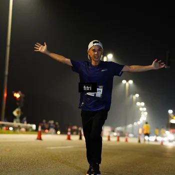 Runner Photo 7341403