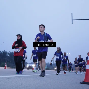 Runner Photo 7341415