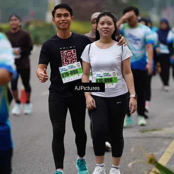 Runner Photo 7341434