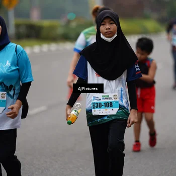 Runner Photo 7341455