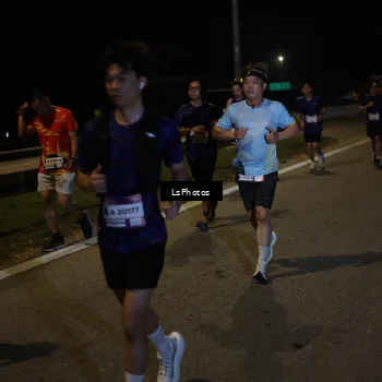 Runner Photo 7341459