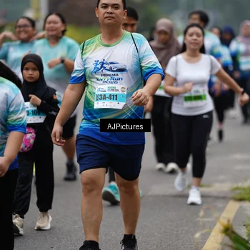 Runner Photo 7341473