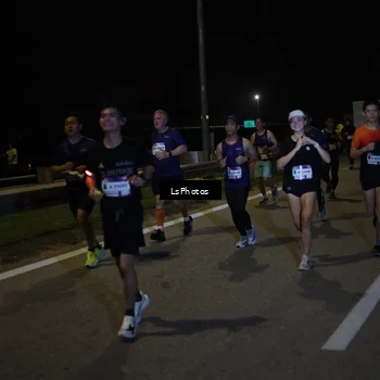 Runner Photo 7341489