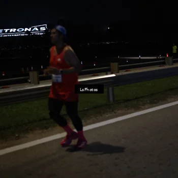 Runner Photo 7341492