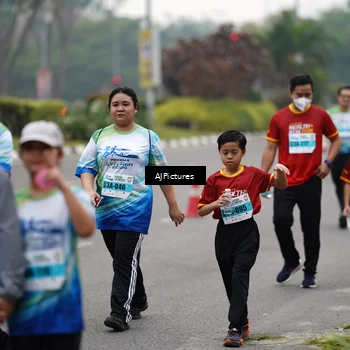 Runner Photo 7341501