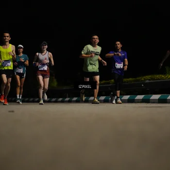 Runner Photo 7341511