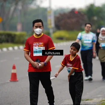 Runner Photo 7341517