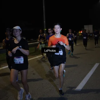 Runner Photo 7341518