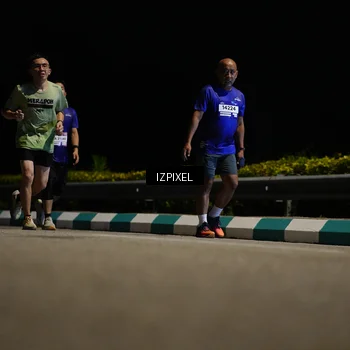 Runner Photo 7341544