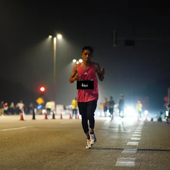 Runner Photo 7341546