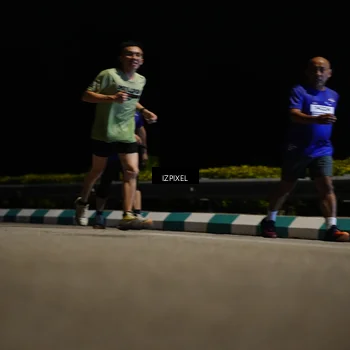 Runner Photo 7341557