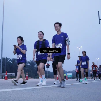 Runner Photo 7341567