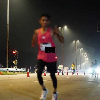Runner Photo 7341600