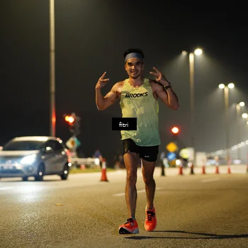 Runner Photo 7341611