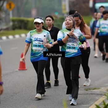 Runner Photo 7341649