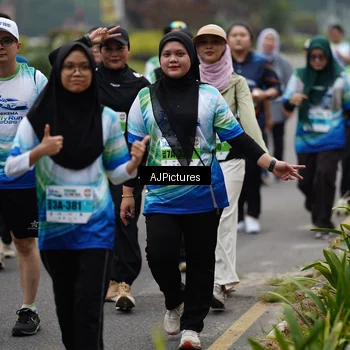 Runner Photo 7341663