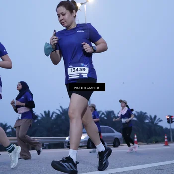 Runner Photo 7341665