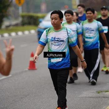 Runner Photo 7341682