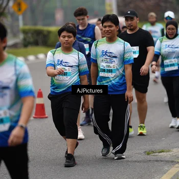 Runner Photo 7341688