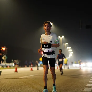 Runner Photo 7341696
