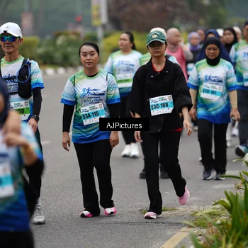Runner Photo 7341713