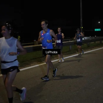 Runner Photo 7341717
