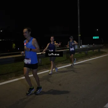 Runner Photo 7341730