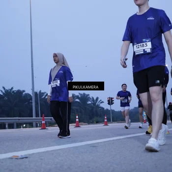 Runner Photo 7341739