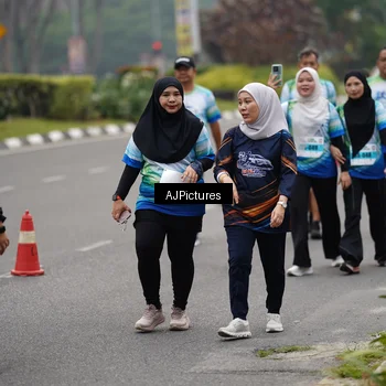 Runner Photo 7341748